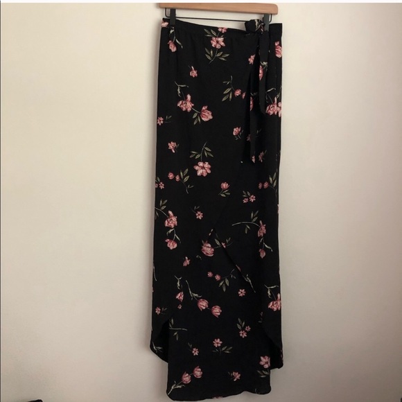 TOBI • two piece floral maxi dress - Picture 4 of 7
